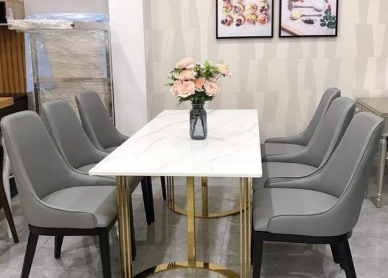 Bàn Ăn Sang Trọng 15